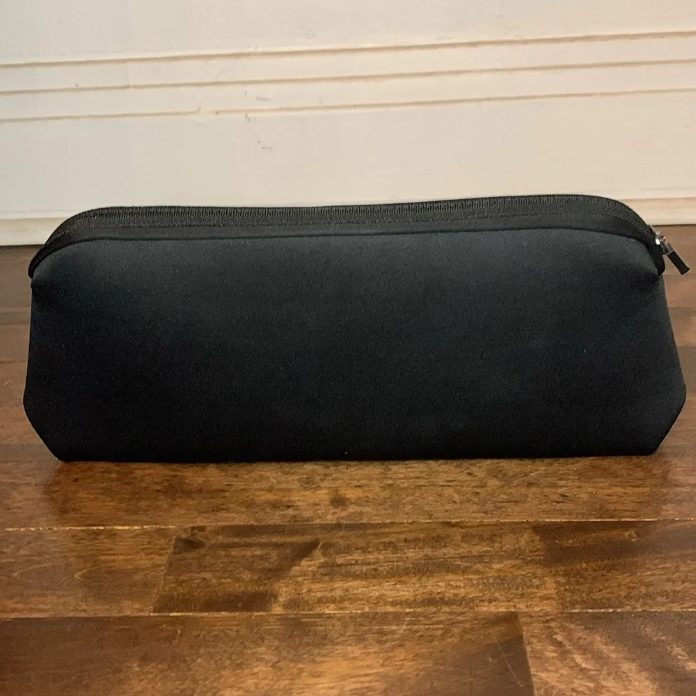 NWOT SKIMS Black Neoprene Pouch - Picture 3 of 3